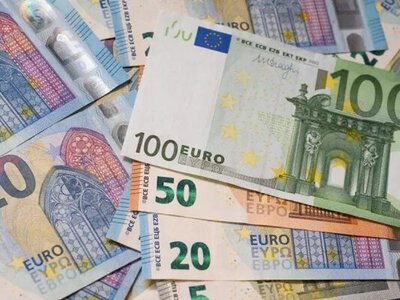 ЄС готує «план Б» для фінансування України на випадок затримки репараційного кредиту з росактивів