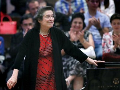 У Нідерландах скасували концерт австрійської артистки, яка явно симпатизує кремлівському режиму