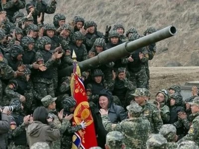 Пропаганда смерті: КНДР вчить солдатів підривати себе в Україні заради “вічного життя”
