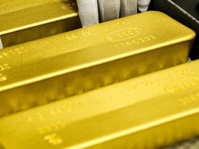 Москва розпродує стратегічні запаси: російське золото масово уходить на підтримку рубля