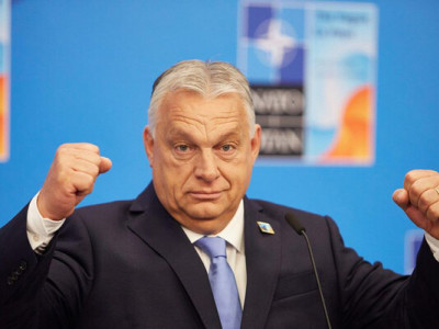 Таємно їде до Москви: Орбан хоче продовжувати отримувати енергоносії з Росії