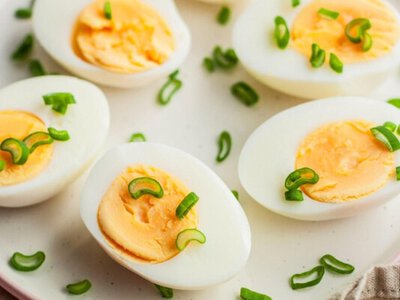 Лікарі попередили про можливі ризики від надмірного вживання варених яєць