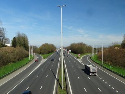 Уряд визначив першу дорогу, яку можуть зробити платною в Україні