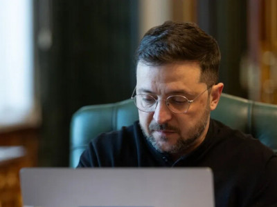 Зеленський оновив склад делегації для мирних переговорів з рф та США