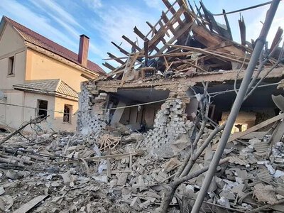 Окупанти масовано вдарили по Чорнобаївці, зруйнувавши близько 50 будинків