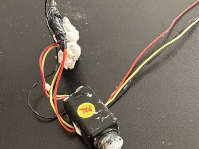 Під час ремонту в кабінеті голови Шевченківської РВА виявили «прослушку»