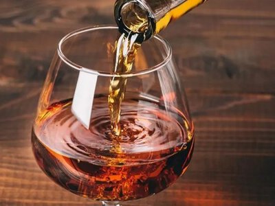 Коньяк щезне з України: що станеться з напоєм з 1 січня 2026 року
