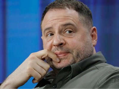 Заперечення, гнів, торг, прийняття: як Зеленський наважився звільнити Єрмака?