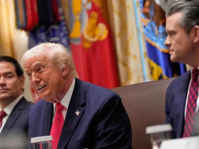 Трамп посилює заходи контролю імміграції для 19 країн
