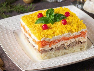 Мімоза більше ніколи не буде, як раніше! Знайшли ідеальний рецепт улюбленого салату