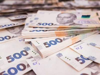 Нардепам - по 120 тисяч, військовим - нуль: які підвищення виплат заклали у бюджет-2026