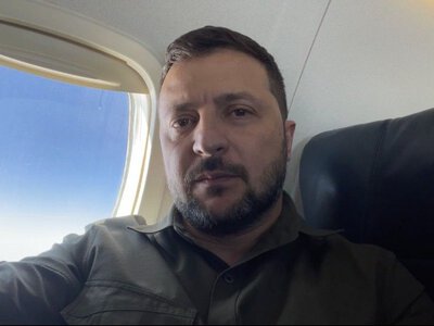 Літак Зеленського біля Ірландії переслідували дрони: що відомо?