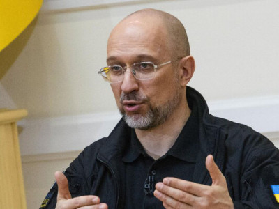 Зарплати військовим: Шмигаль розповів, чи зростуть вони у 2026 році