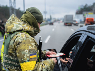 Краще не ризикувати: які продукти суворо заборонено ввозити до України