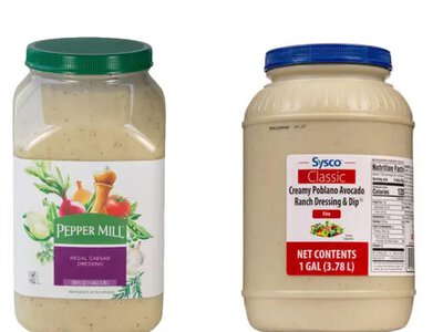 У соусах для салатів знайдено сторонній чорний пластик: відкликано 4 тисячі упаковок