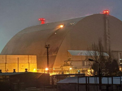 Захисне покриття 4 блоку ЧАЕС нездатне стримувати радіацію після обстрілу РФ