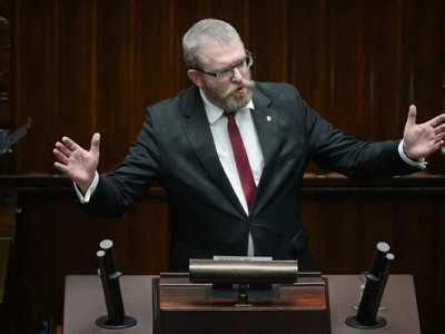 У Польщі судять євродепутата, який розпалював ненависть до України та євреїв