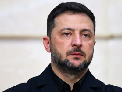 США тиснуть на Зеленського, щоб він погодився на територіальні поступки – Axios