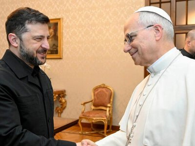 Відбулася особиста зустріч Зеленського з Папою Римським Левом XIV