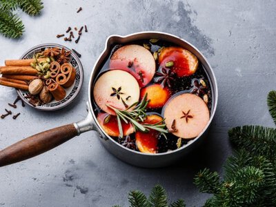 Запашні і затишні. П'ять рецептів глінтвейну, які зігріють у холоди