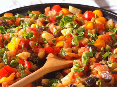 Рагу довголіття з маловідомого овоча допоможе стати довгожителем