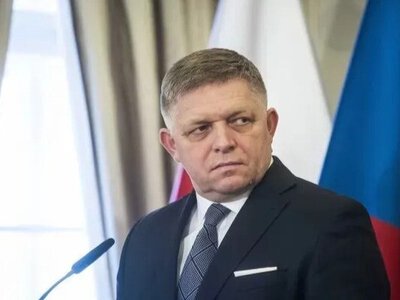 Саміт ЄС розпочався з інциденту: пошкоджено літак делегації Словаччини