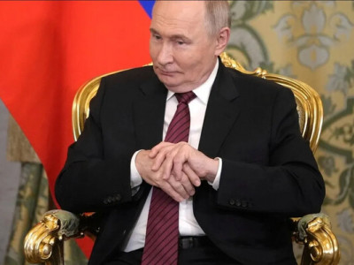 На прямій лінії Путіна просять повернути інтернет та питають, де душа Сталіна