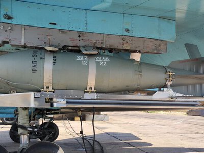 Росіяни почали частіше атакувати Донеччину авіабомбами