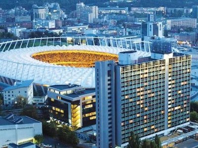 Банк Тігіпка за борги продасть один з найбільших готелів Києва