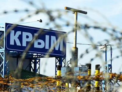 Окупантам в Криму треба змиритися з відсутністю інтернету до кінця війни