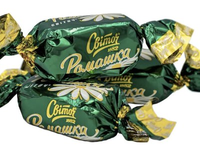 Смак, що повертає у дитинство: де і як народилася легендарна цукерка «Ромашка»