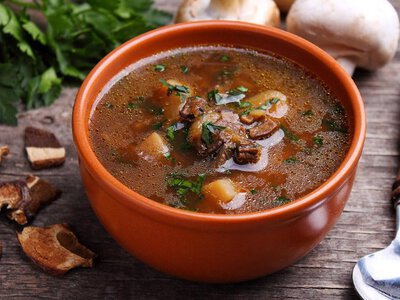 Святвечір без неї неможливий: як приготувати ідеальну грибну юшку