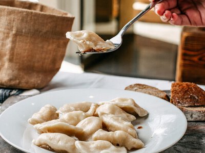 Сніданок за 15 хвилин: ліниві вареники без яєць