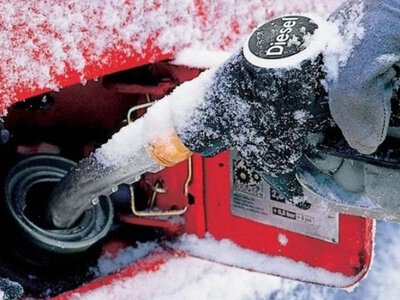 Зимовий бензин: що буде, якщо заправитися в морози