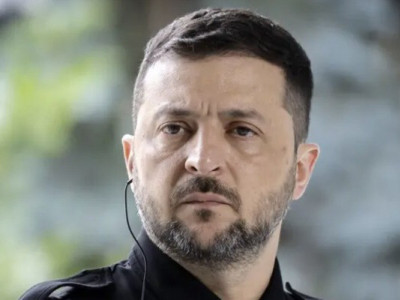 Зеленський готовий до референдуму щодо мирного плану Трампа за умови перемир’я з боку рф – Axios