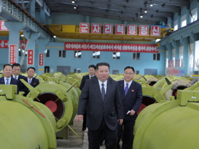 Кім Чен Ин сигналізує про продовження розробки ракет протягом наступних 5 років (ВІДЕО)