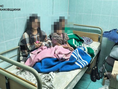 На Франківщині місцеві жителі врятували чотирьох дітей, які провалилися під кригу