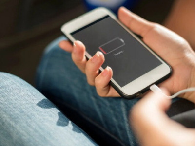 Чи можна використовувати телефон під час зарядки 