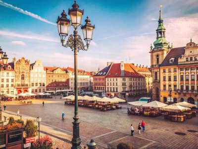 Податки для українців у Польщі в 2026 році: PIT-36, знижки та статус нерезидента