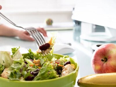 Красиве та здорове старіння: як харчування впливає на рівень енергії та ясний розум