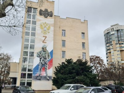 Без інтернету та води, але з надією на Путіна. Що хвилювало Крим у 2025 році?