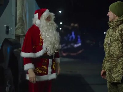 Санта на кордоні з несподіваним вантажем: відео від українських прикордонників підірвало соцмережі