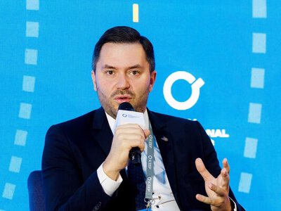 Зеленський звільнив голову Нацкомісії із цінних паперів і призначив нового