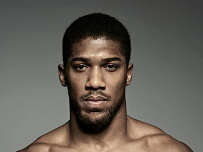 Ентоні Джошуа виписаний з лікарні після смертельної автокатастрофи