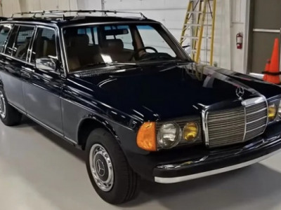 Капсула часу з 80-х: виявлено легендарний Mercedes W123 у новому стані