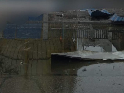 Через удар РФ по Дніпру на дороги вилилося 300 тонн олії