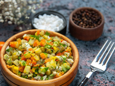 Швидкий овочевий обід: ароматне соте з перцю та моркви