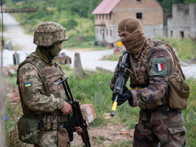 Європа розглядає можливість відправки до 30 000 миротворців в Україну – Радіо Свобода