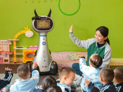 У Китаї стартував прийом заявок на дитячі субсидії на 2026 рік