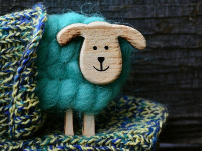 Як поводитися з вовняними речами, щоб вони довше зберігали свій зовнішній вигляд